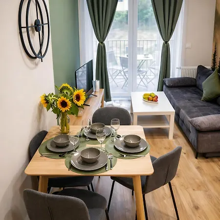 Apartament Ostoja Parku Kasprowicza- Z Basenem , Jacuzzi I Sauna Апартаменты *